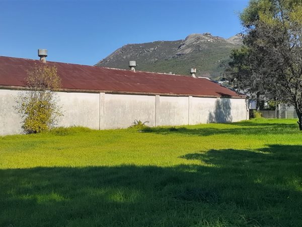 1000  m² Commercial space in Paarl Central East