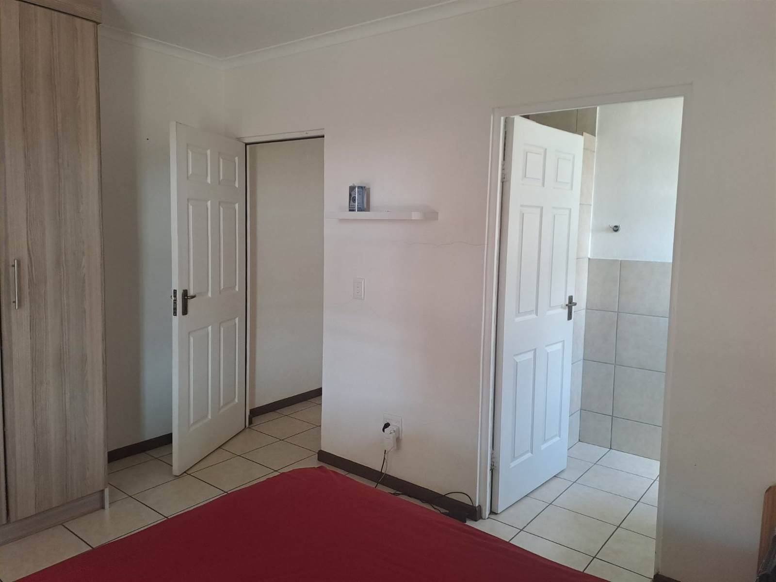 3 Bed Townhouse in Ruimsig photo number 10