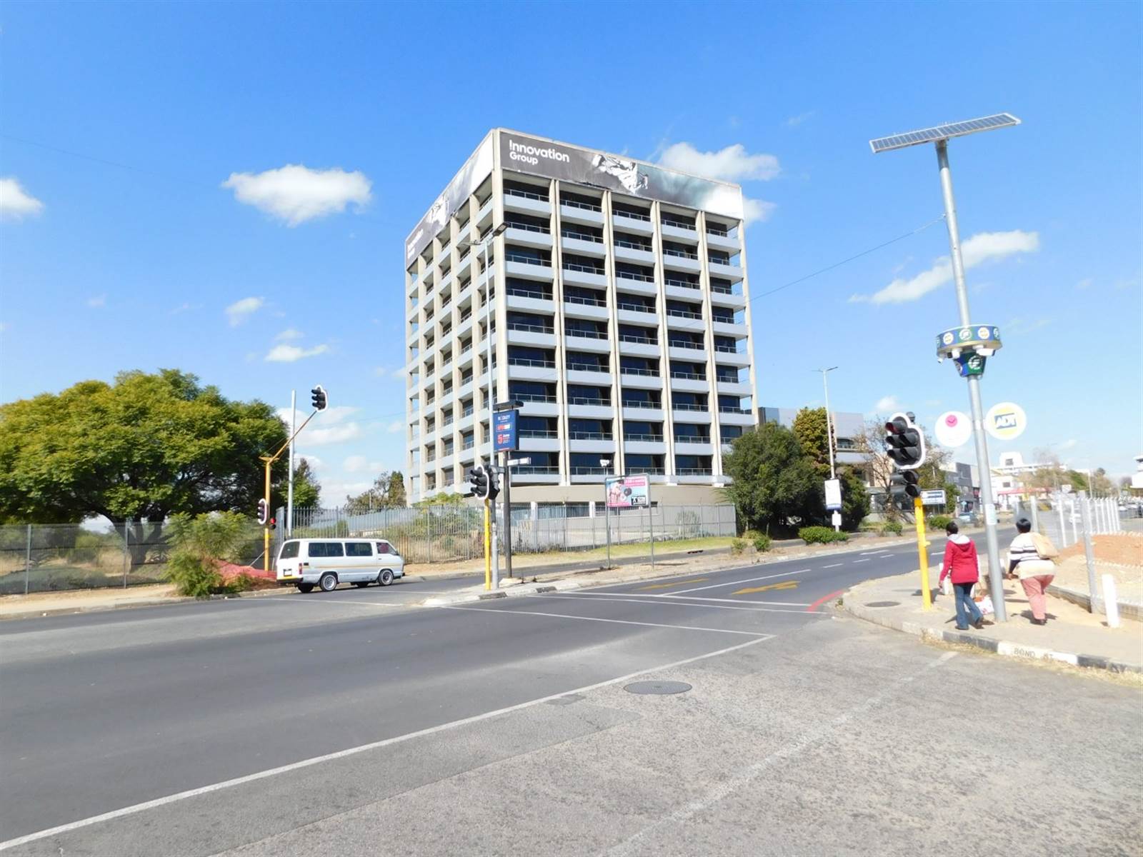 1167  m² Commercial space in Randburg Central photo number 2