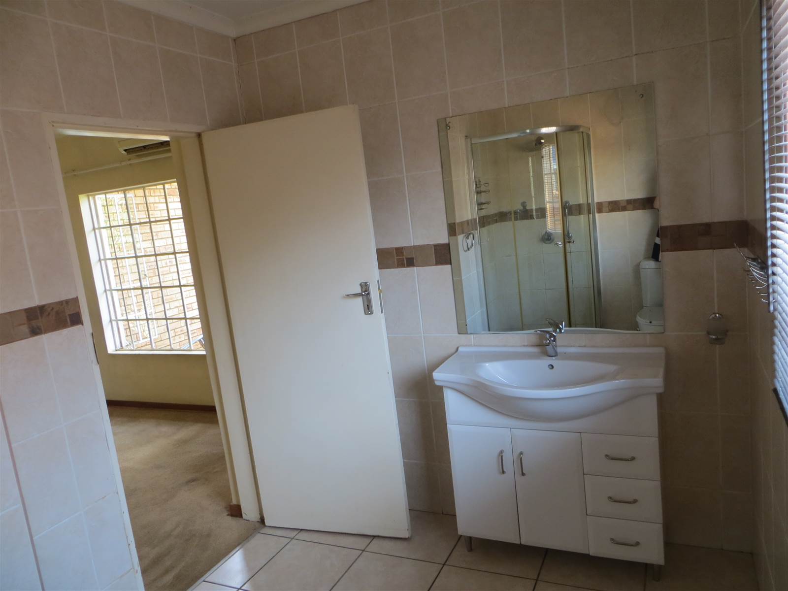 3 Bed House in Carletonville photo number 18