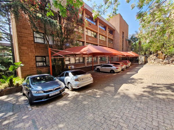 260  m² Commercial space