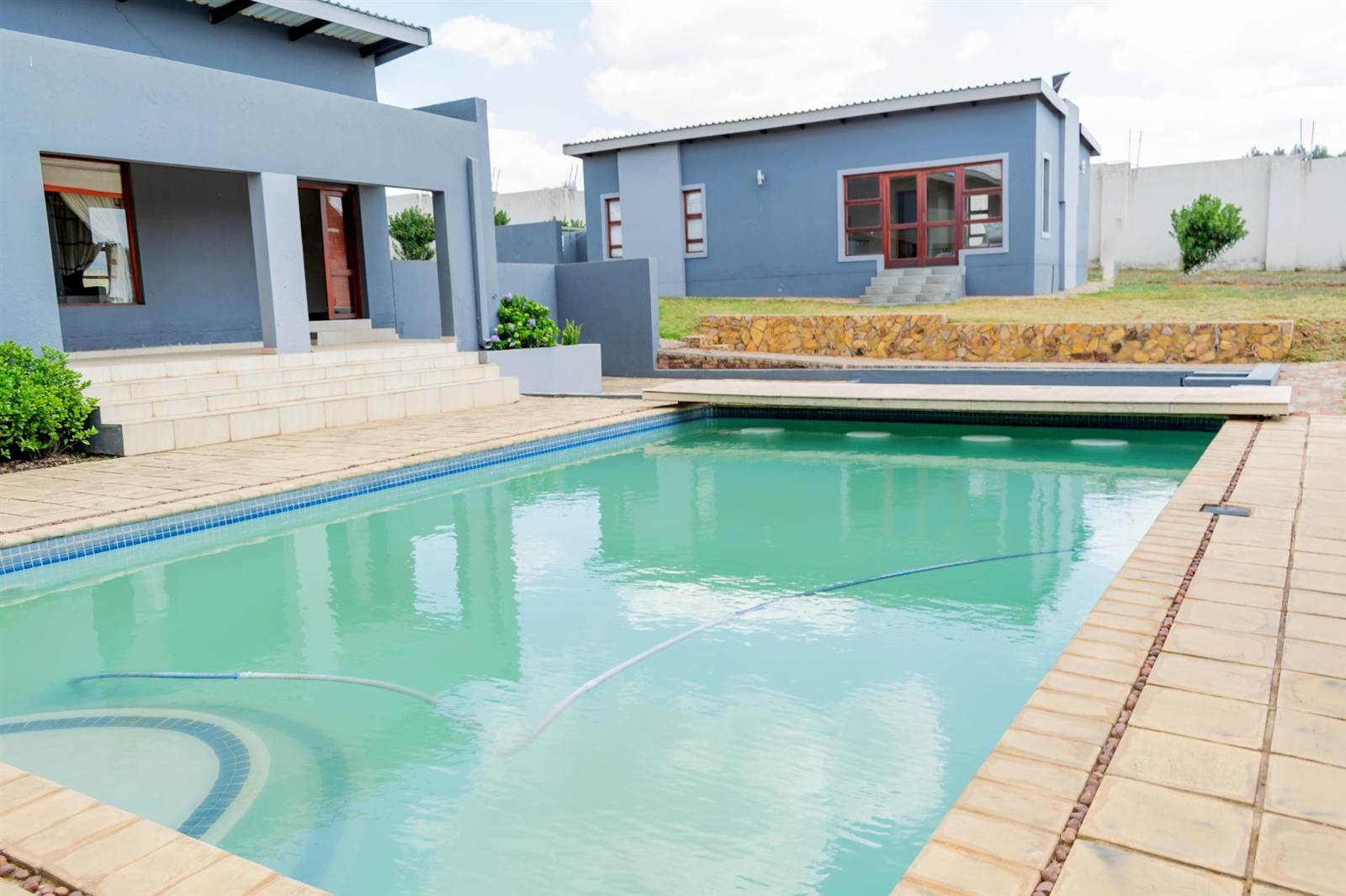 8 Bed House in Mooikloof Equestrian Estate photo number 25
