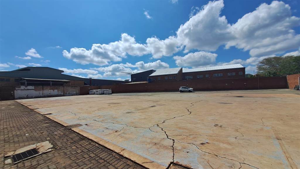 2142  m² Industrial space in Silverton photo number 4