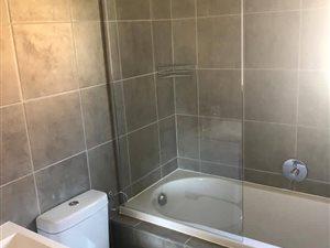 2 Bed Apartment in Hermanstad