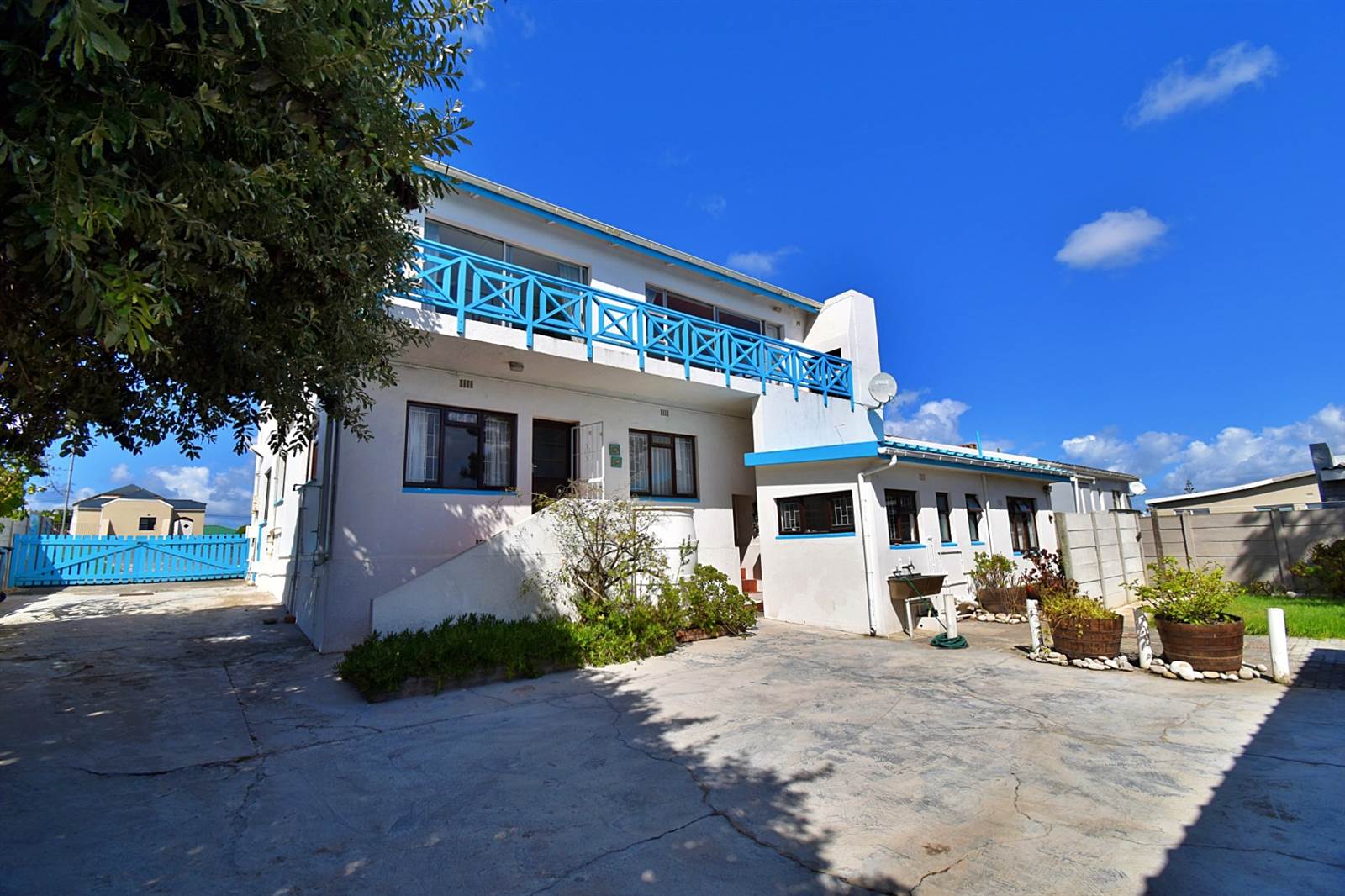 8 Bed House in Struisbaai photo number 18