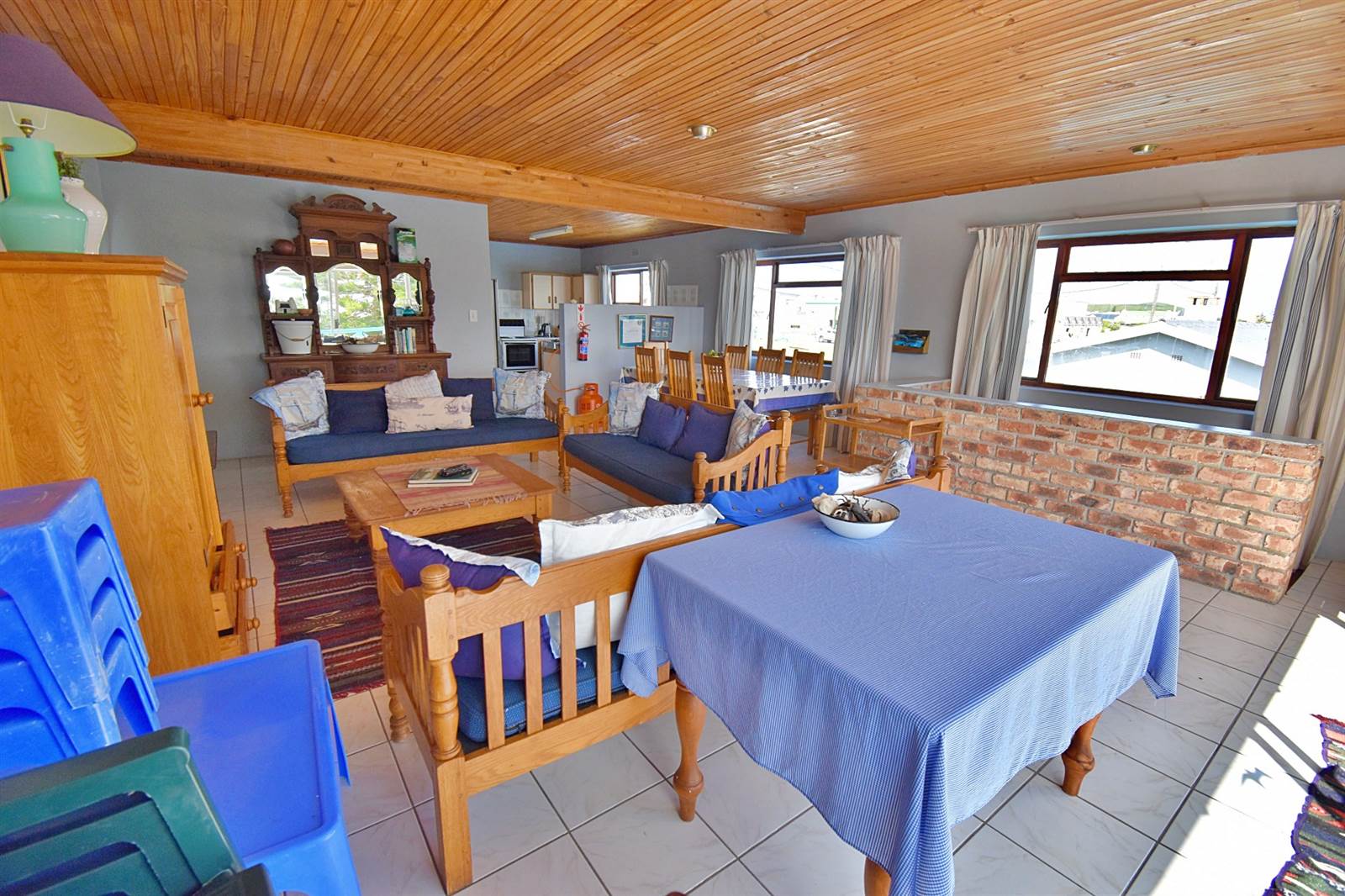 8 Bed House in Struisbaai photo number 25