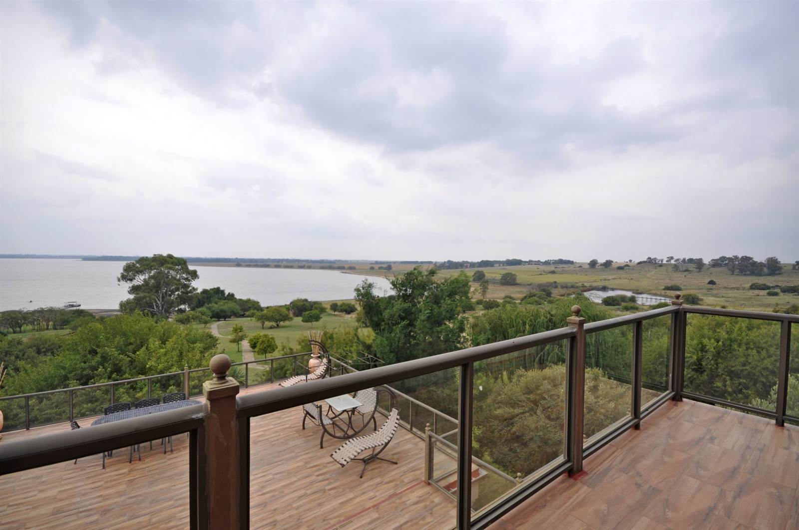 7 Bed House in Vaal Dam photo number 13