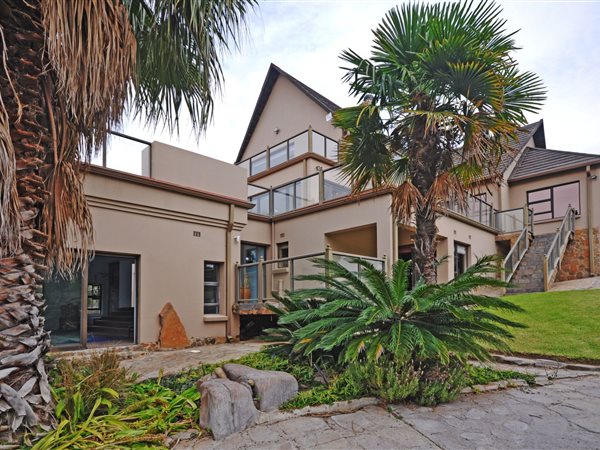 7 Bed House in Vaal Dam