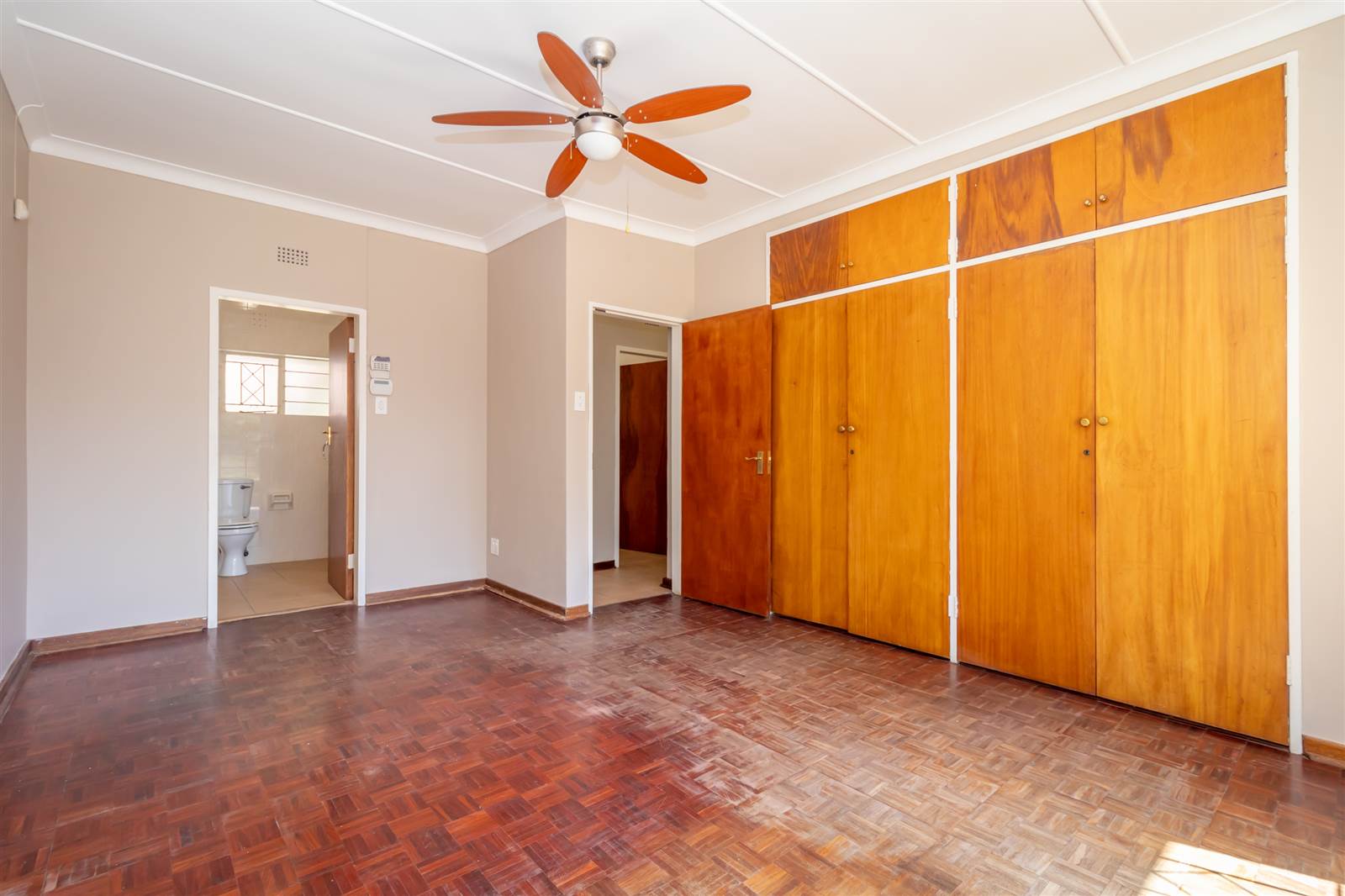 3 Bed House in Northcliff photo number 17