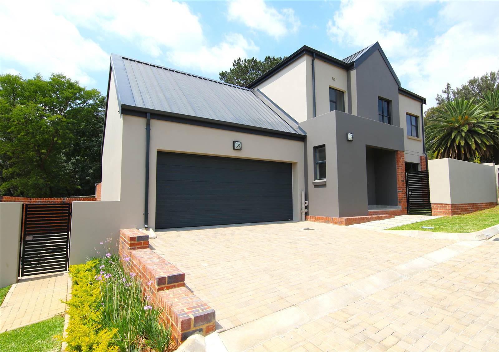 4 Bed Townhouse in Bryanston photo number 14