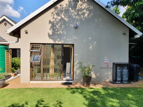 1 Bedroom Garden Cottage 1 Bedroom Garden Cottage