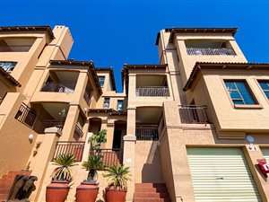 3 Bed Townhouse in Sunnyrock