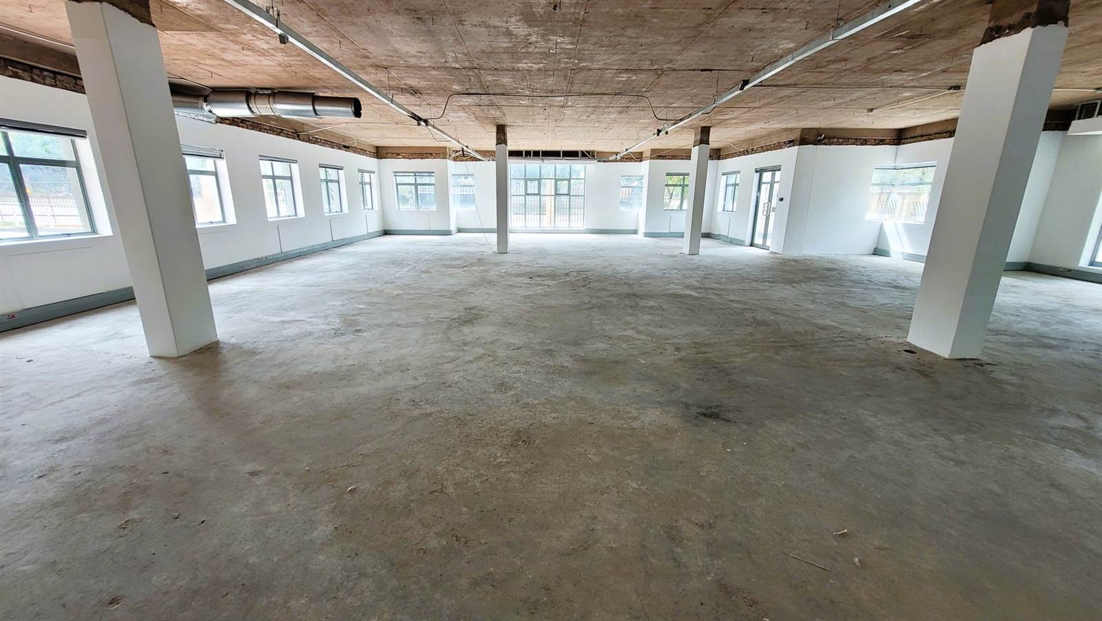 337  m² Office Space in Hillcrest photo number 5