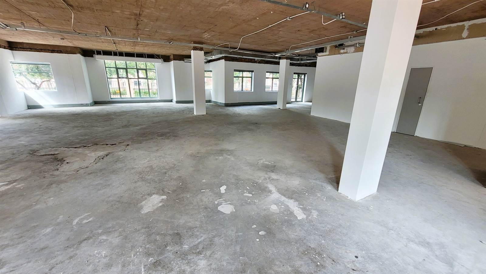 337  m² Office Space in Hillcrest photo number 6