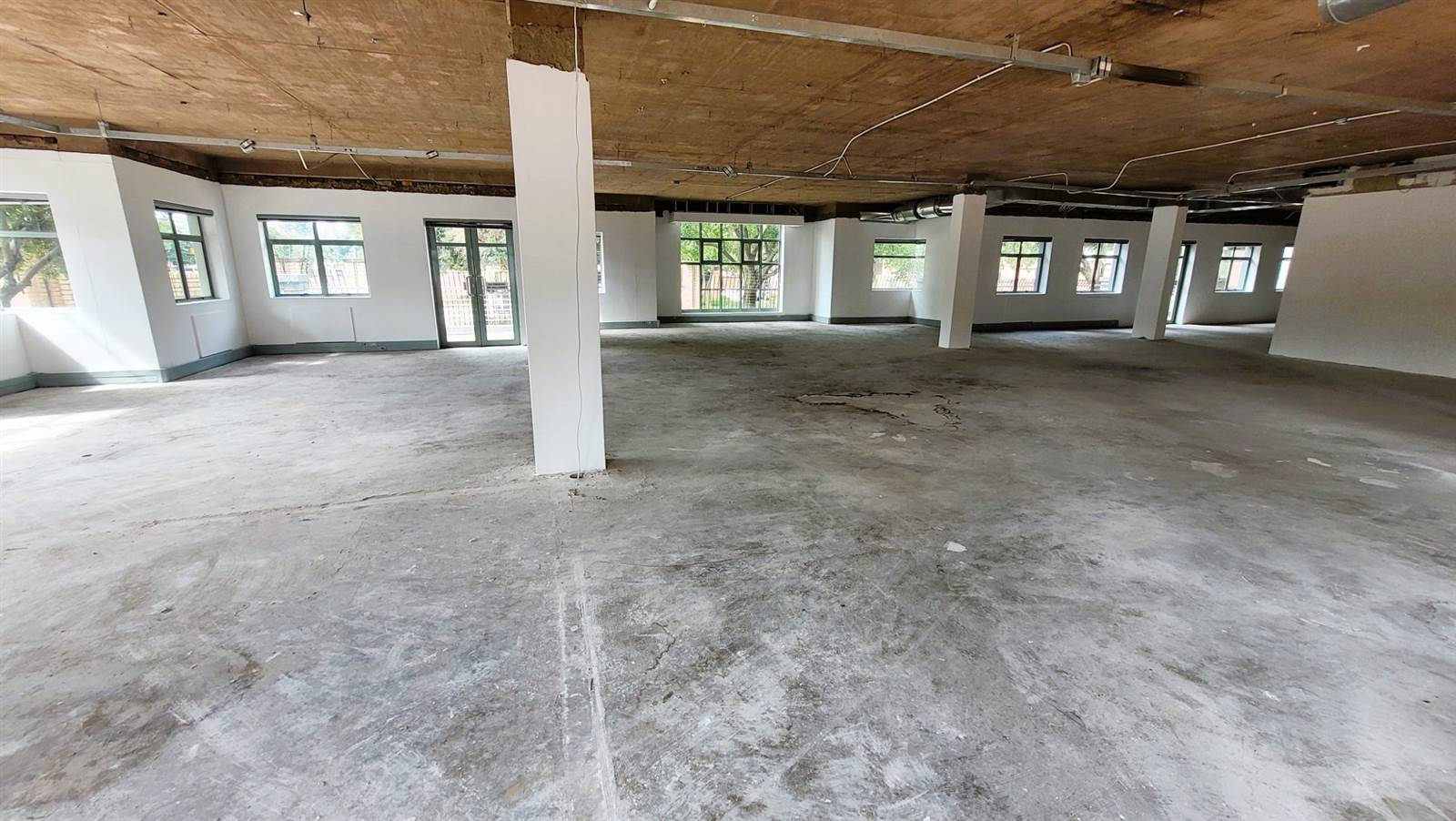 337  m² Office Space in Hillcrest photo number 8