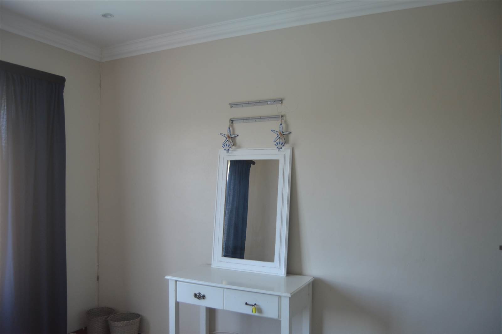 2 Bed Apartment in Scottburgh Central photo number 14