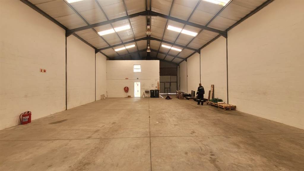 320  m² Industrial space in Killarney Gardens photo number 6