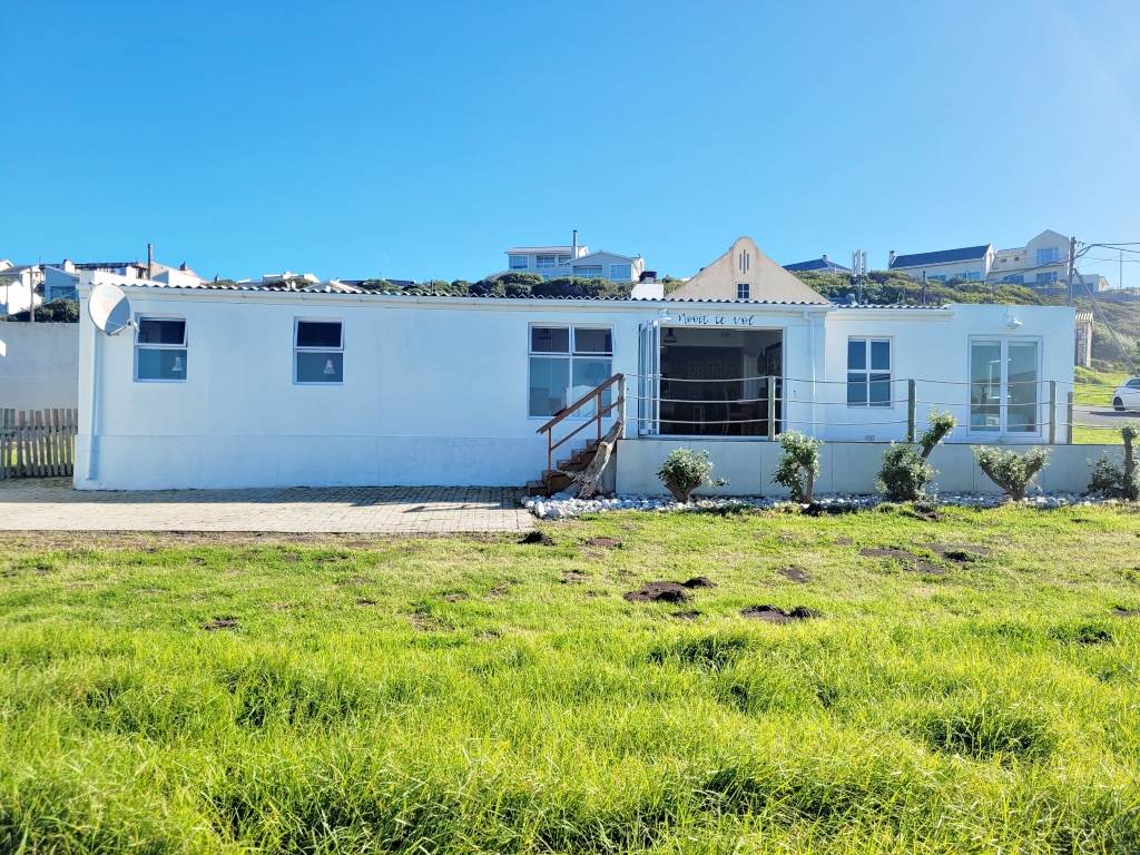 3 Bed House in Struisbaai photo number 25