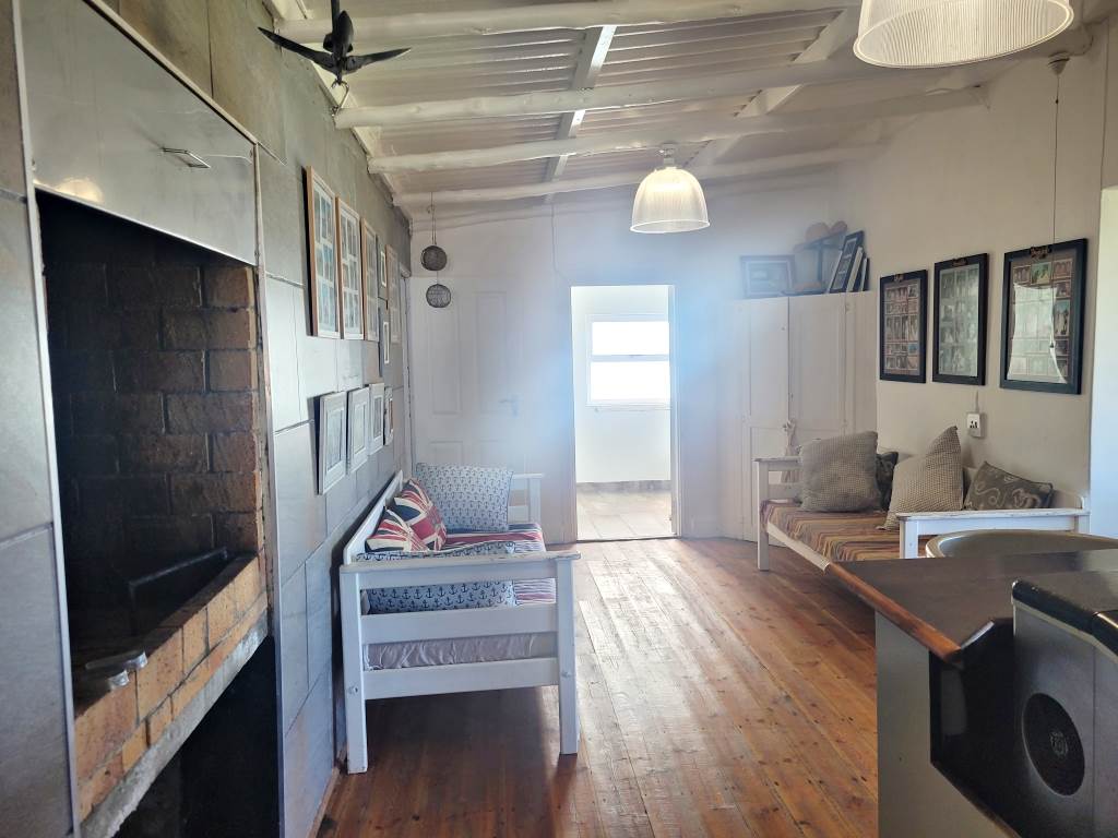 3 Bed House in Struisbaai photo number 18