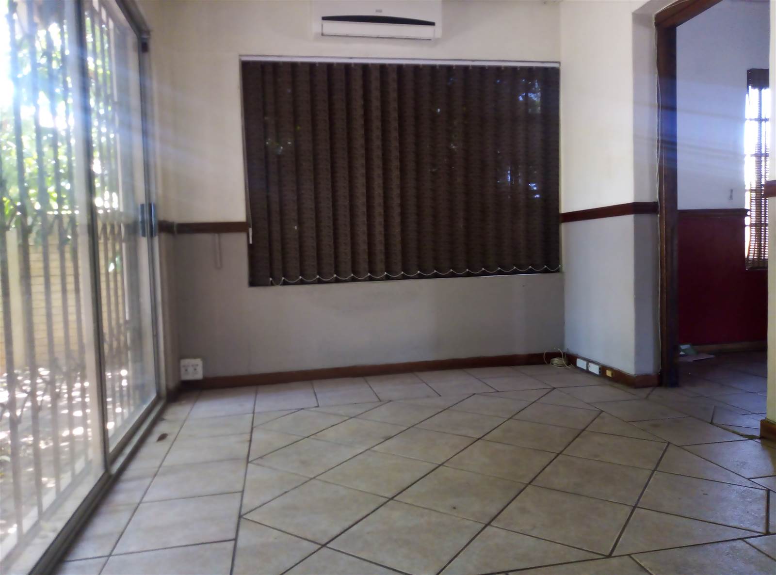 290  m² Commercial space in Rustenburg Central photo number 6