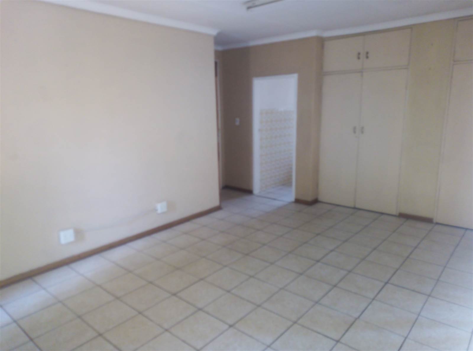 290  m² Commercial space in Rustenburg Central photo number 8