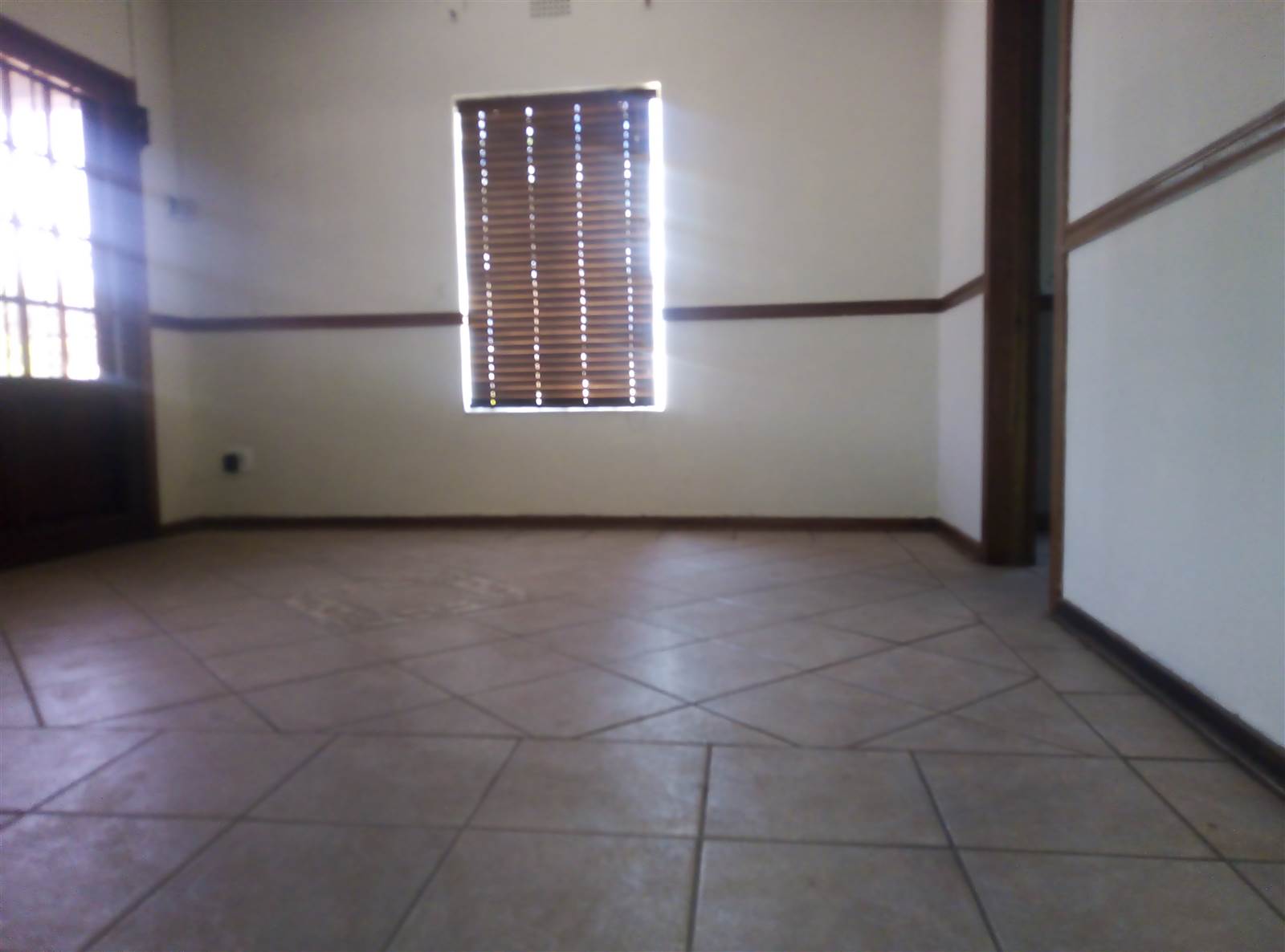 290  m² Commercial space in Rustenburg Central photo number 10