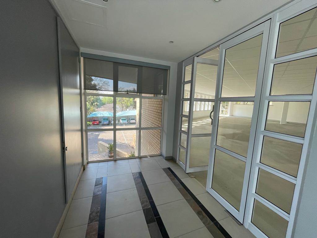 150  m² Commercial space in Parktown North photo number 29
