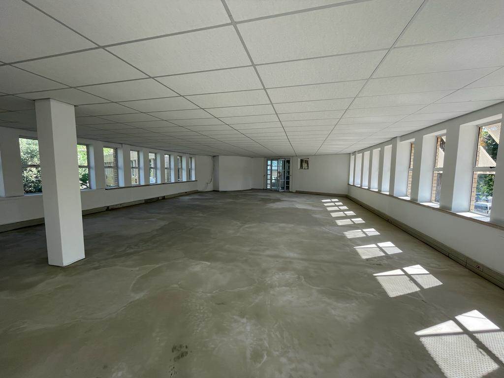 150  m² Commercial space in Parktown North photo number 22