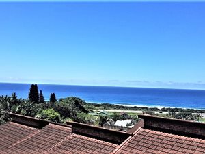 3 Bed Townhouse in Pumula