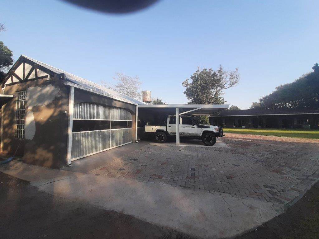 1072  m² Commercial space in Waterkloof photo number 26