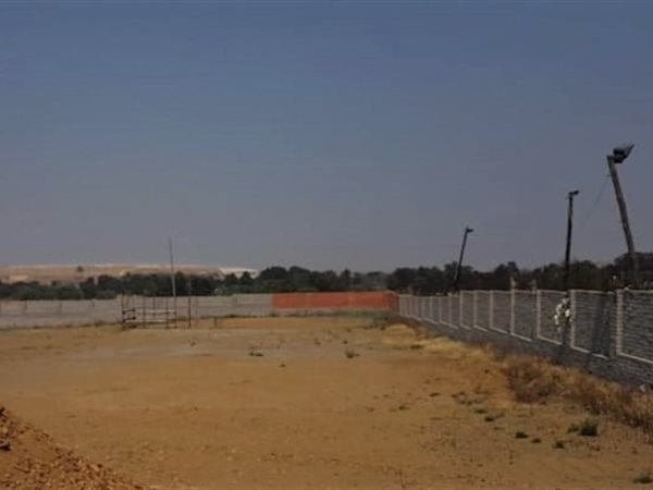 3190 m² Land available in Evander