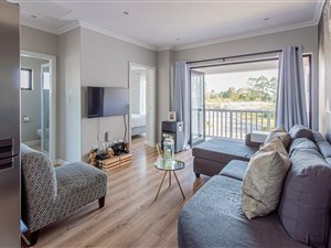 2 Bed Apartment in Emberton Estate