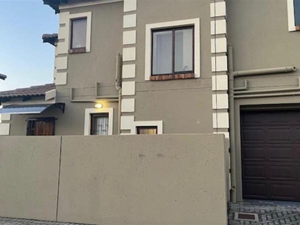 3 Bed Townhouse