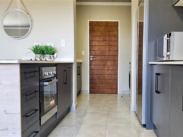 3 Bedroom Townhouse 3 Bedroom Townhouse
