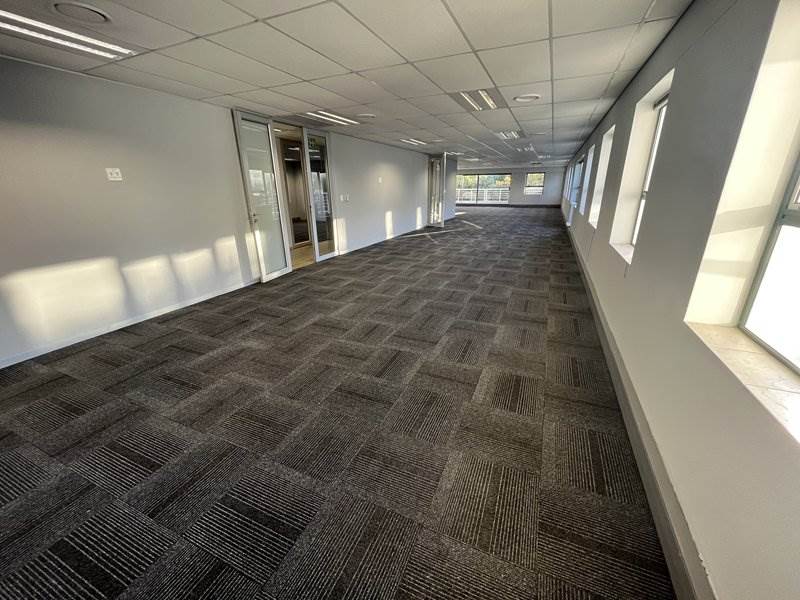 1191  m² Office Space in Woodmead photo number 13
