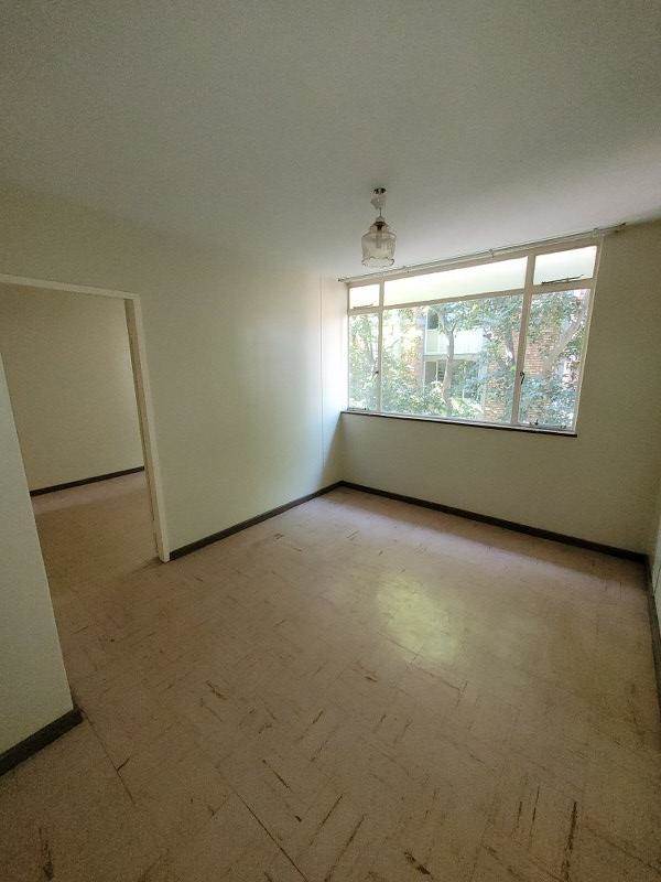 2 Bed Apartment in Sunnyside photo number 15