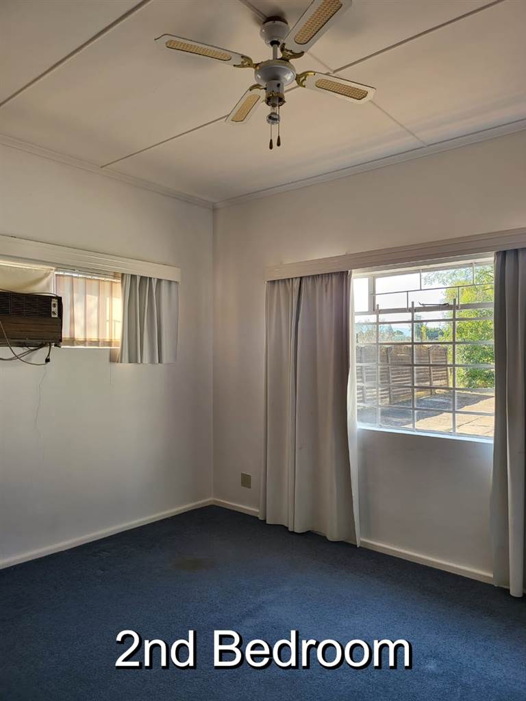 4 Bed House in Adelaide photo number 10