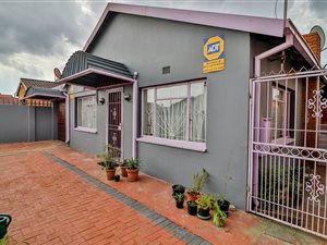 3 Bed House in Lenasia