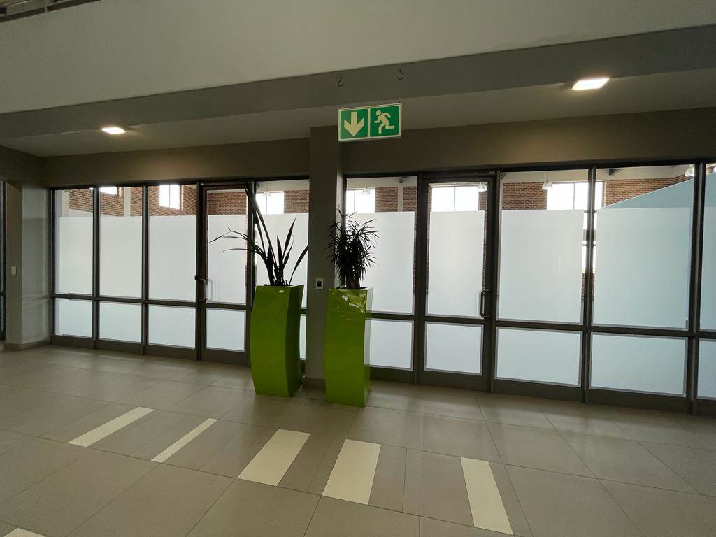 302  m² Commercial space in Parklands photo number 2