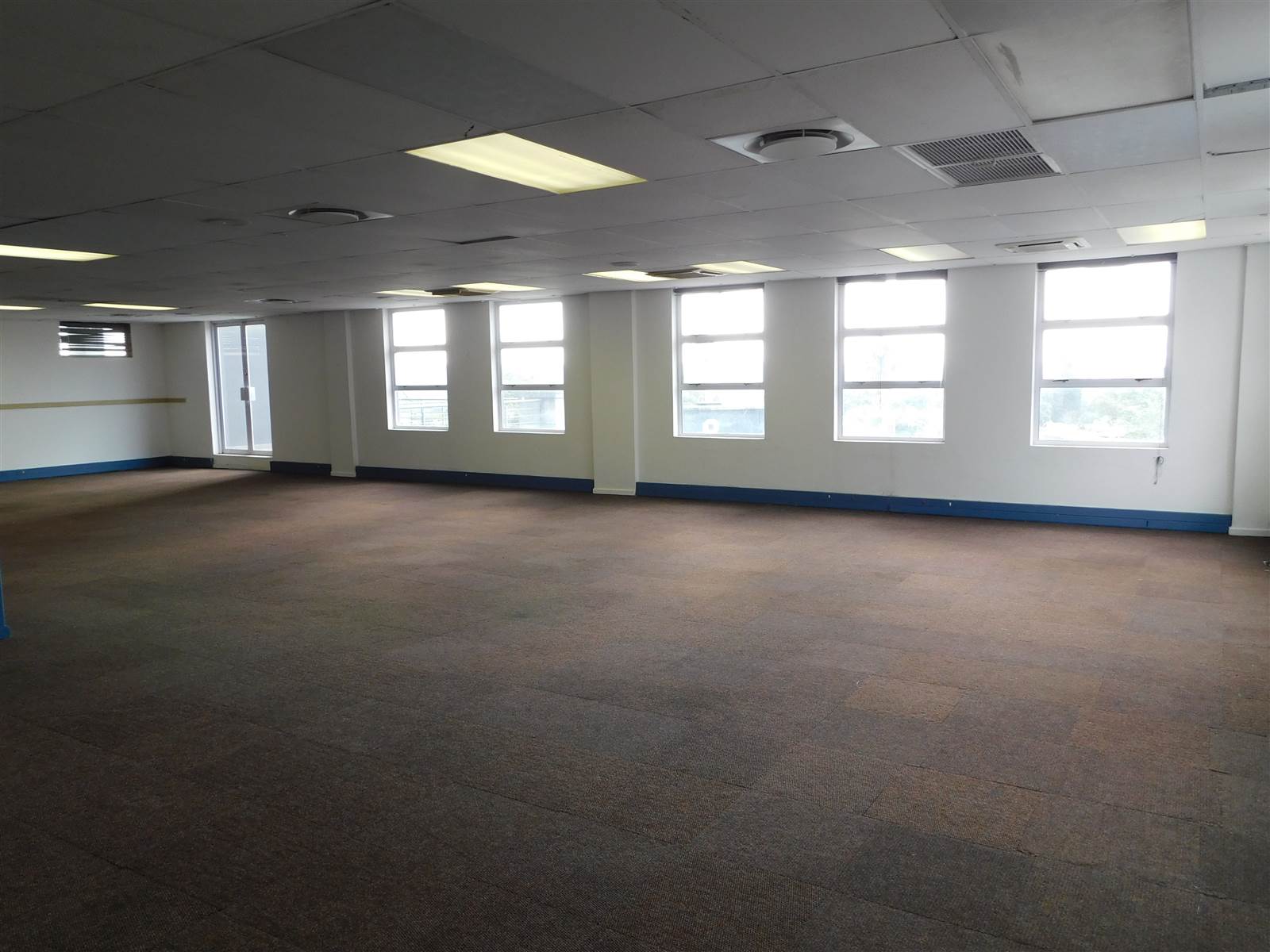 415  m² Commercial space in Randburg Central photo number 15