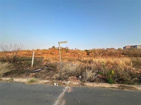 268 m² Land