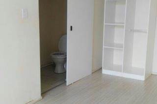 1 Bed Apartment in Johannesburg Central photo number 12