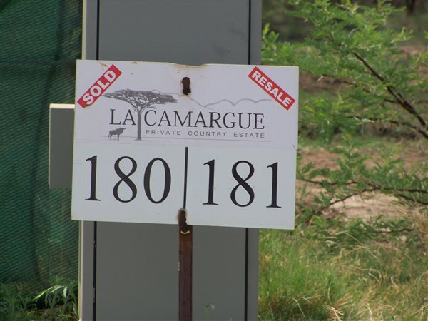 1301 m² Land available in Melodie