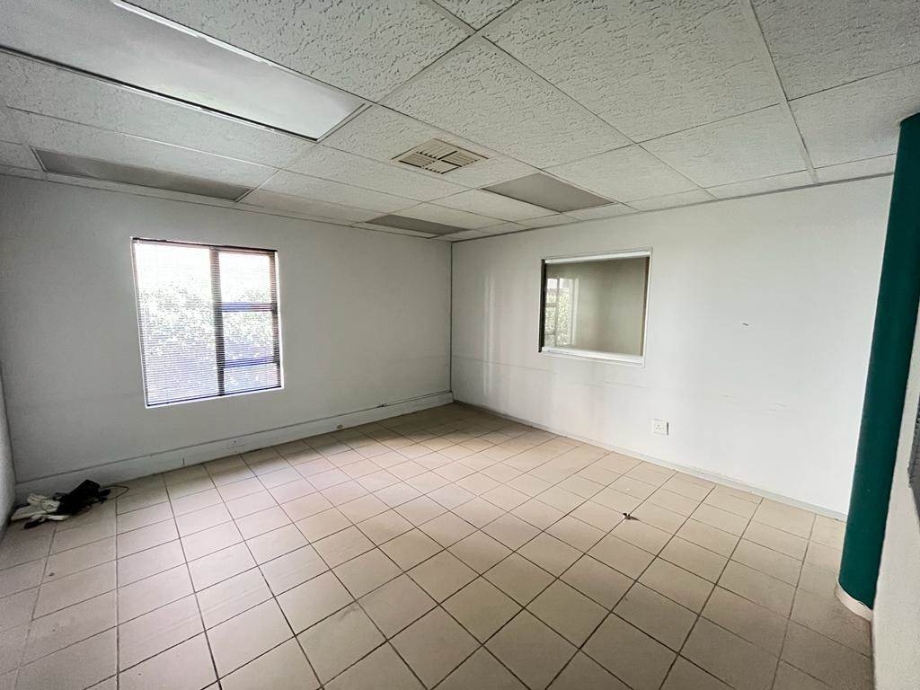 342  m² Commercial space in Fourways photo number 9