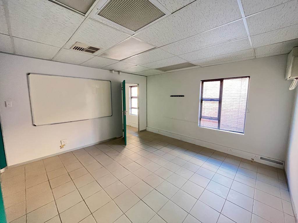 342  m² Commercial space in Fourways photo number 13