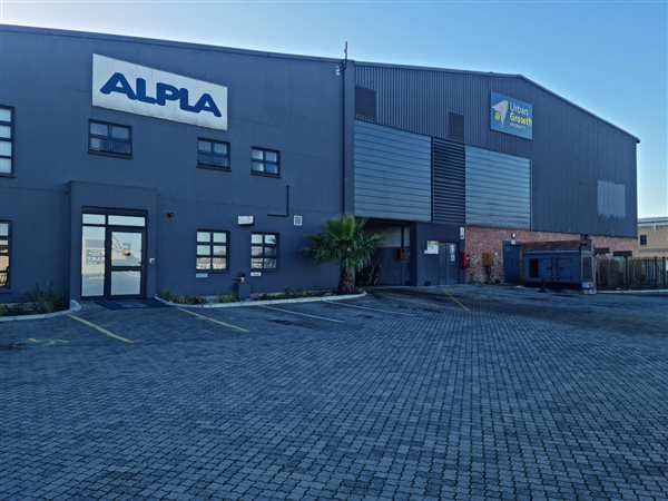 8 420  m² Industrial space