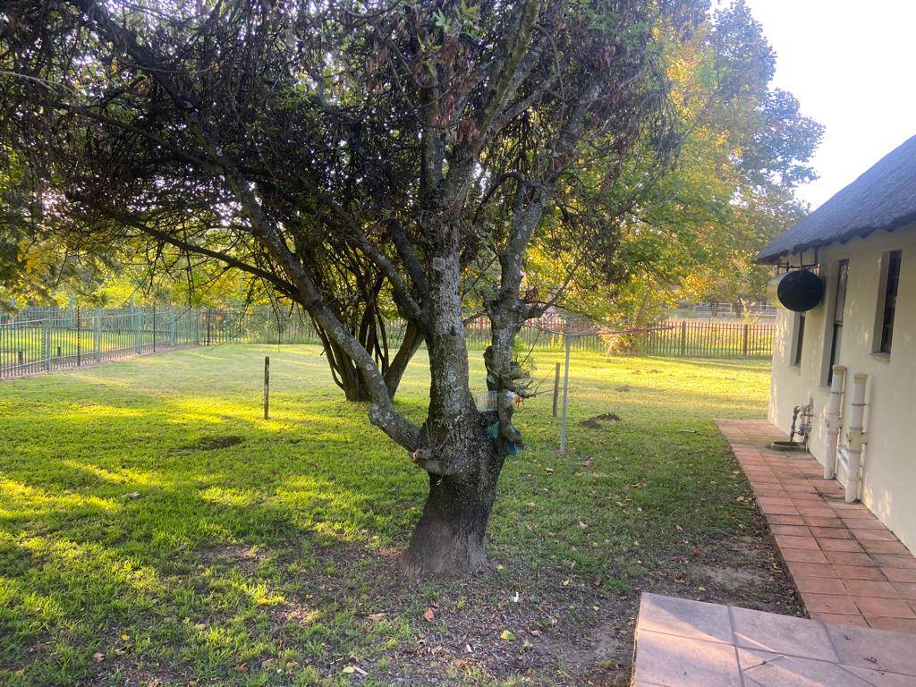 3 Bed Apartment in Randjesfontein photo number 4