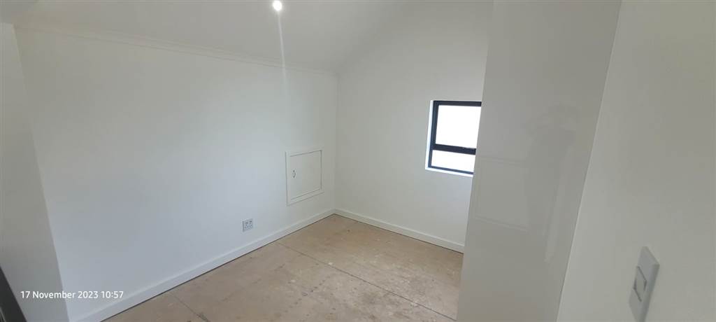 2 Bed Apartment in Athlone photo number 4