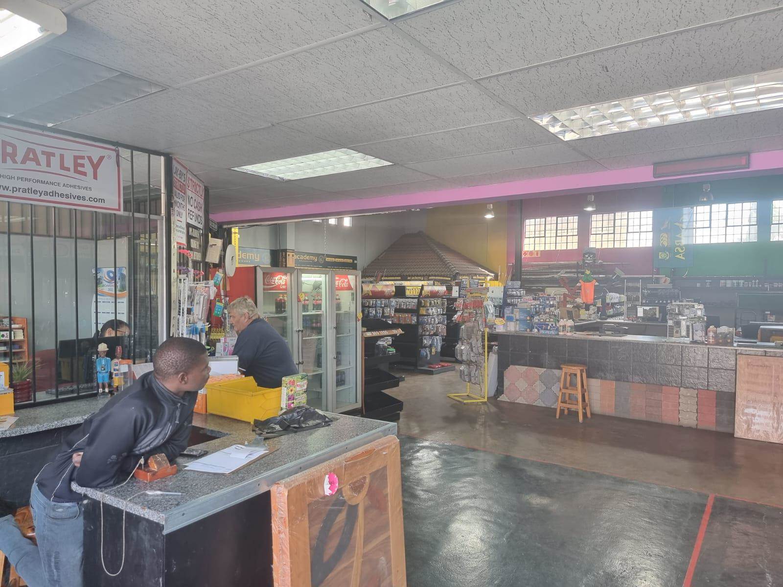 1000  m² Commercial space in Benoni Central photo number 2