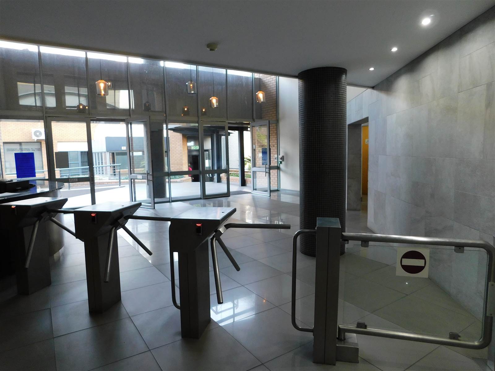 393  m² Commercial space in Rosebank photo number 5